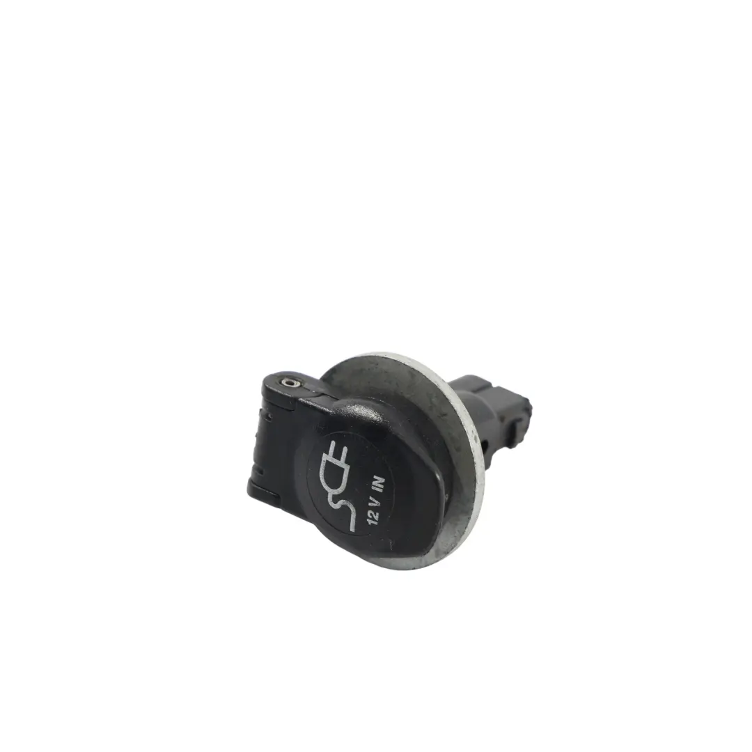 Gniazdo Wtyczka Ładowania12V do BMW F02 o numerze 1391630 BMW F02 Gniazdo Wtyczka Ładowania12V - SKU 1391630 - Numer Części 1391630