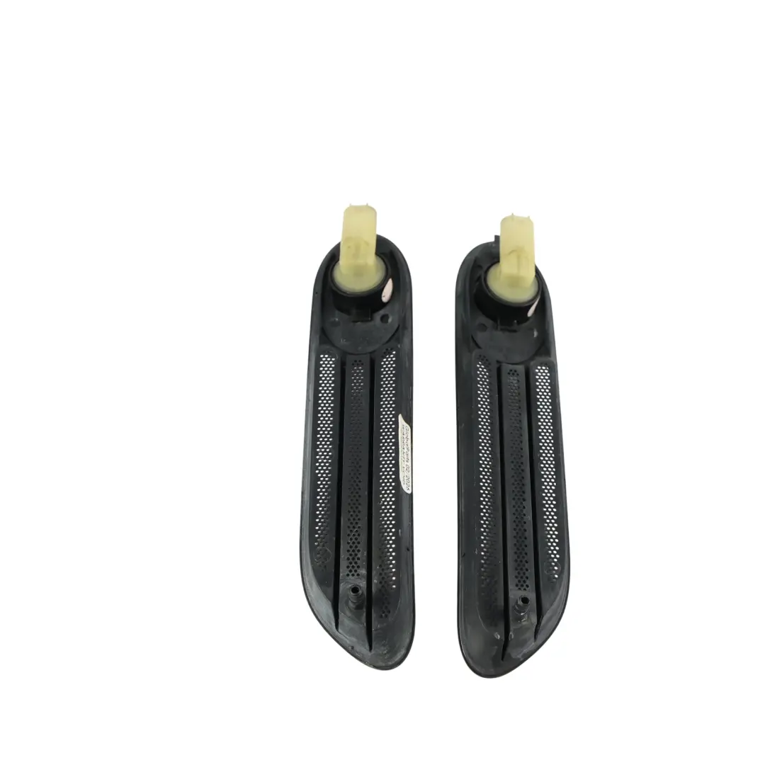 Enjoliveur De Clignotant Latéral Avant Gauche Droite Noir pour Mini R50 R52 à propos du numéro de pièce 1503560 Mini R50 R52 Enjoliveur De Clignotant Latéral Avant Gauche Droite Noir - SKU 1503560-4 - Numéro de pièce 1503560