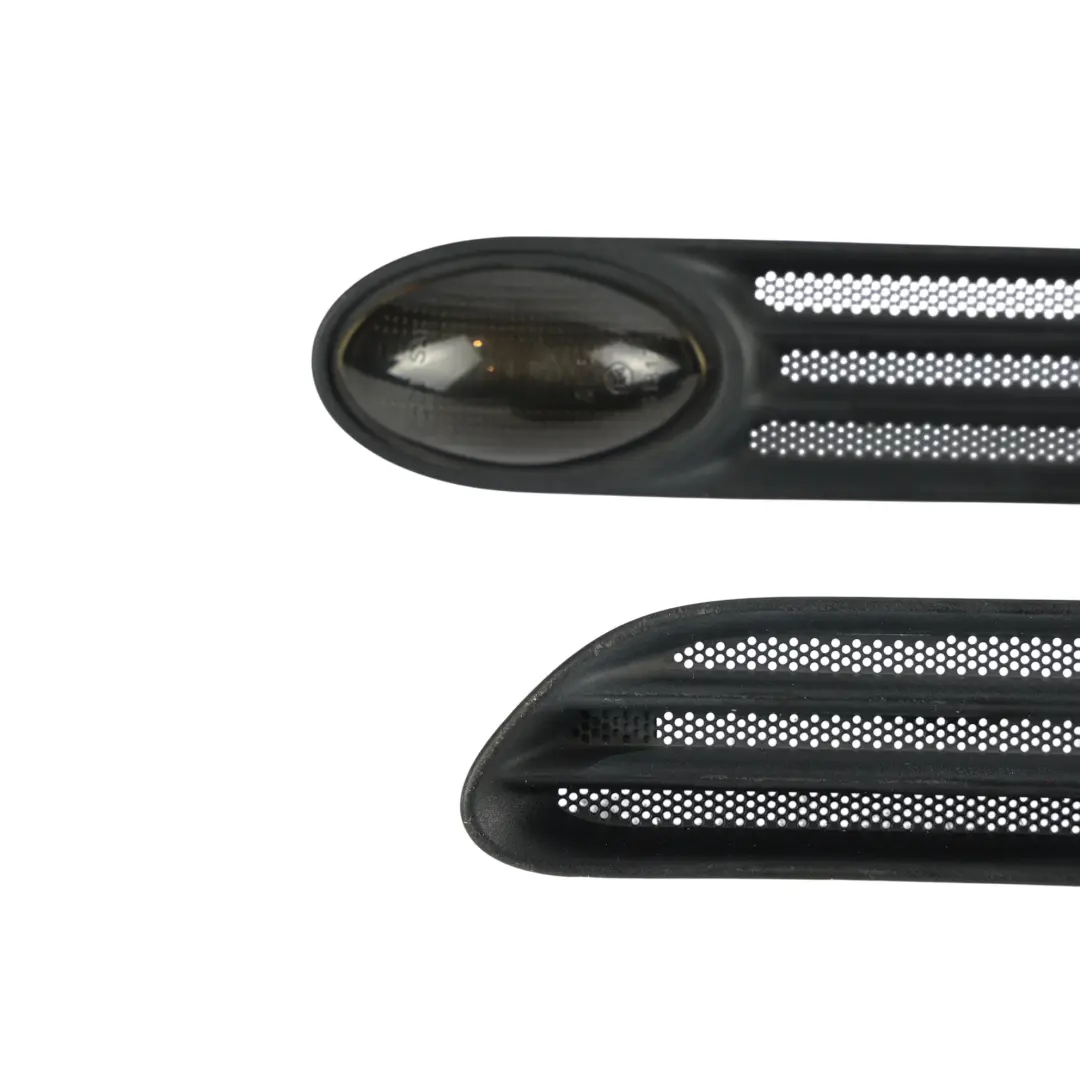 Enjoliveur De Clignotant Latéral Avant Gauche Droite Noir pour Mini R50 R52 à propos du numéro de pièce 1503560 Mini R50 R52 Enjoliveur De Clignotant Latéral Avant Gauche Droite Noir - SKU 1503560-4 - Numéro de pièce 1503560