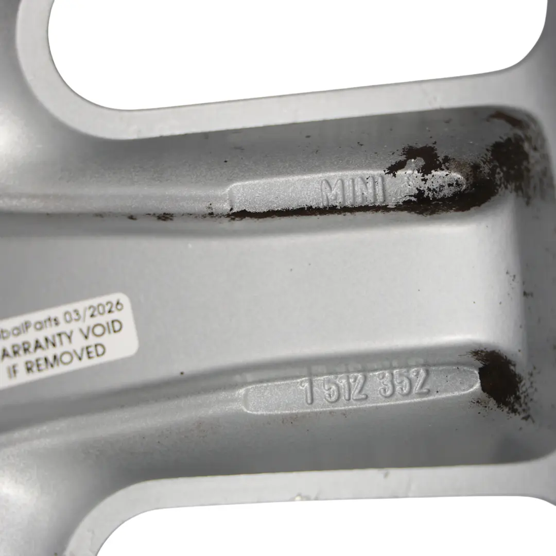 Argento Cerchio AlluMini o 17" ET: 48 7J Raggio 85 per Mini Cooper R50 R55 R56 R57 con numero di parte 1512352 Mini Cooper R50 R55 R56 R57 Argento Cerchio AlluMini o 17" ET: 48 7J Raggio 85 - SKU 1512352-2 - Numero di parte 1512352