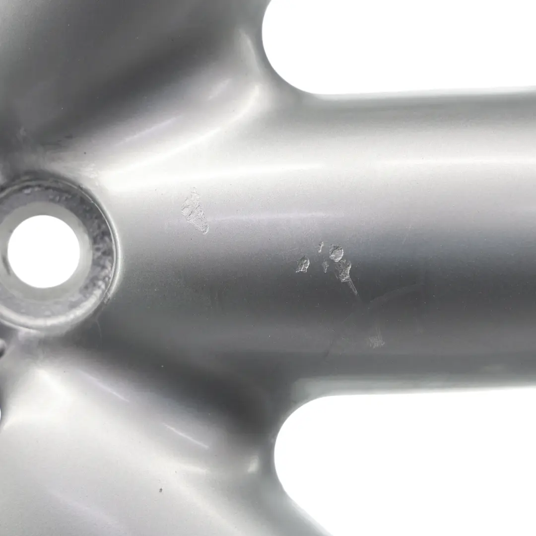 Argento Cerchio AlluMini o 17" ET: 48 7J Raggio 85 per Mini Cooper R50 R55 R56 R57 con numero di parte 1512352 Mini Cooper R50 R55 R56 R57 Argento Cerchio AlluMini o 17" ET: 48 7J Raggio 85 - SKU 1512352-2 - Numero di parte 1512352