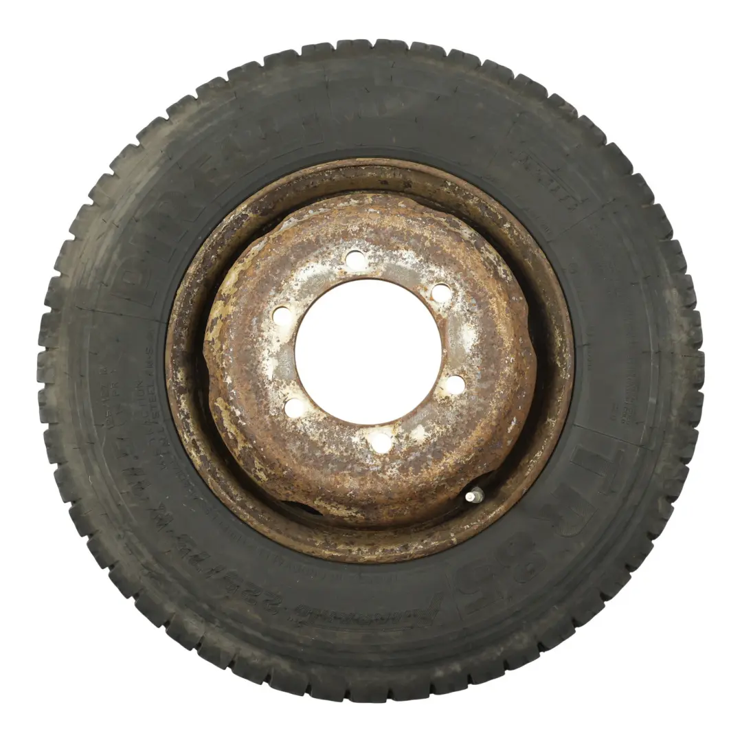 Opona Pirelli TR85 225/75 Felga Stalowa 17,5" 6J do o numerze 15544 Opona Pirelli TR85 225/75 Felga Stalowa 17,5" 6J - SKU 15544-1 - Numer Części 15544