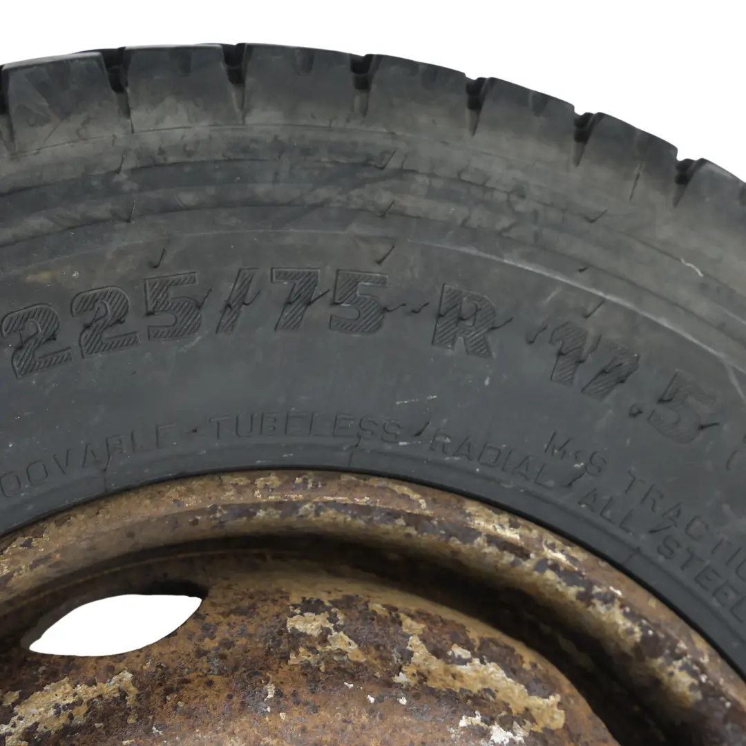 Tyre Pirelli TR85 225/75 Steel Wheel 17.5" 6J to with Part number 15544 Tyre Pirelli TR85 225/75 Steel Wheel 17.5" 6J - SKU 15544-1 - Part number 15544