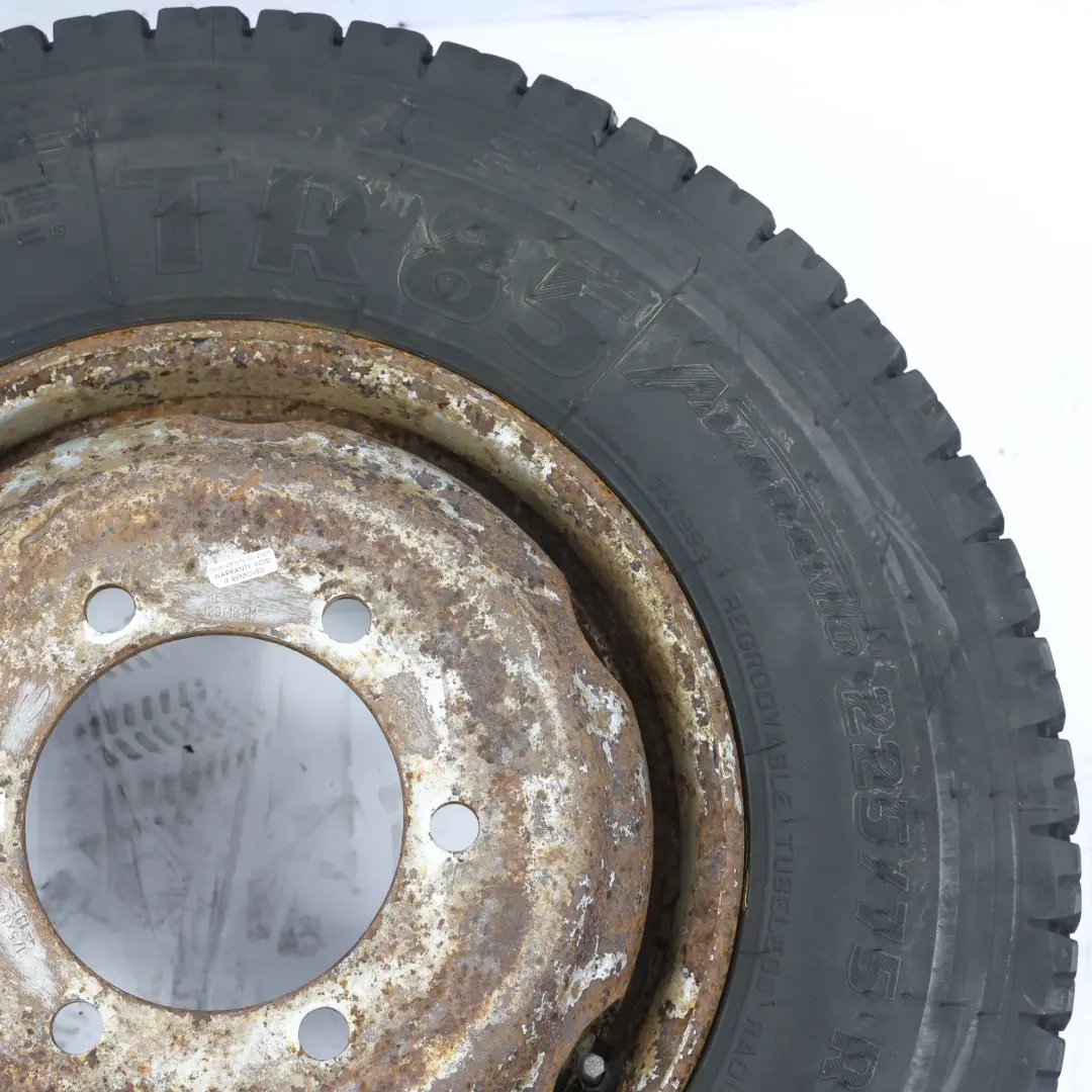  Tyre Pirelli TR85 225/75 Steel Wheel 17.5" 6J Pirelli 225/75R - SKU 15544-5 - Part number 15544