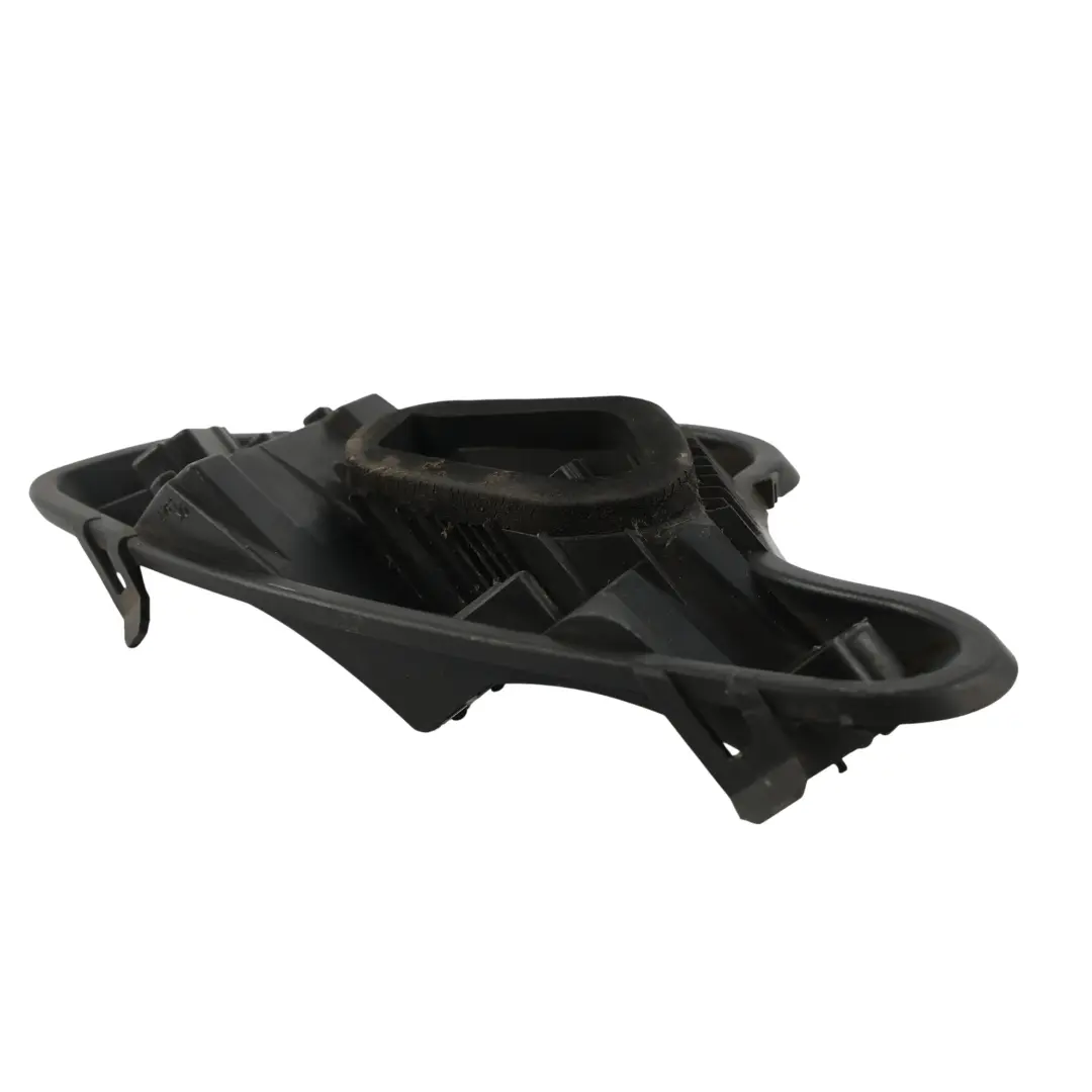 Support Douille Ampoule Feu Arrière Gauche pour Peugeot 308 à propos du numéro de pièce 1606959280 Peugeot 308 Support Douille Ampoule Feu Arrière Gauche - SKU 1606959280 - Numéro de pièce 1606959280