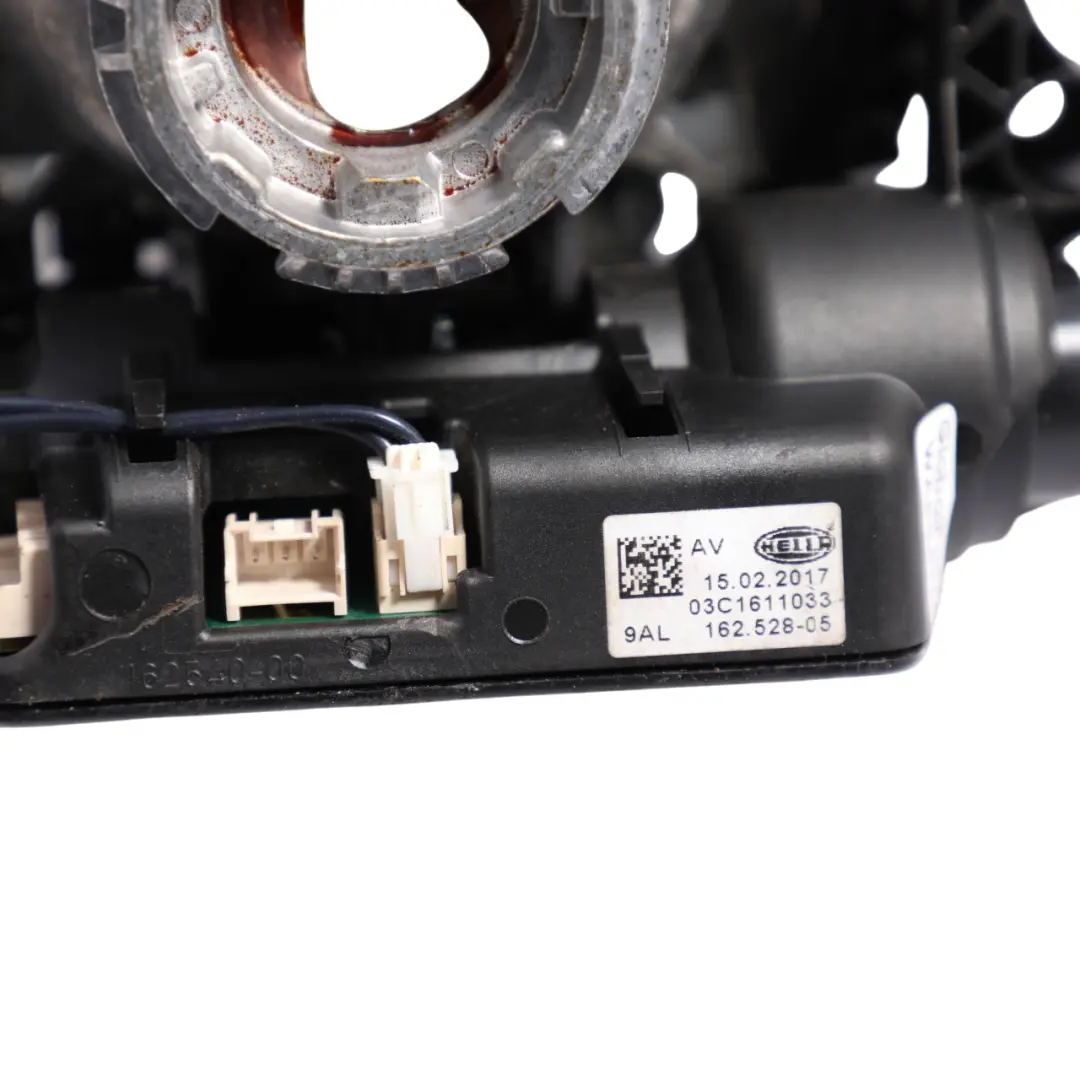 7P Front Headlamp Headlight Lens Reflector to Volkswagen VW Touareg with Part number 162528-05 Volkswagen VW Touareg 7P Front Headlamp Headlight Lens Reflector - SKU 162528-05 - Part number 162528-05