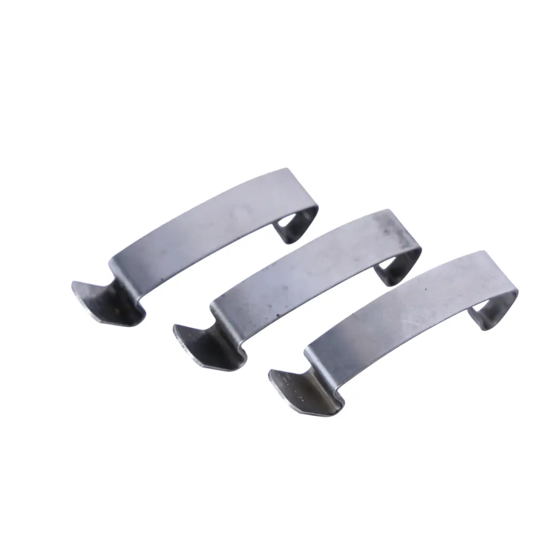 Clip a molla BMW F20 F21 F30 F31 E90 E91 F10 F11 Set di morsetti per filtri aria per con numero di parte 1716113 Clip a molla BMW F20 F21 F30 F31 E90 E91 F10 F11 Set di morsetti per filtri aria - SKU 1716113 - Numero di parte 1716113