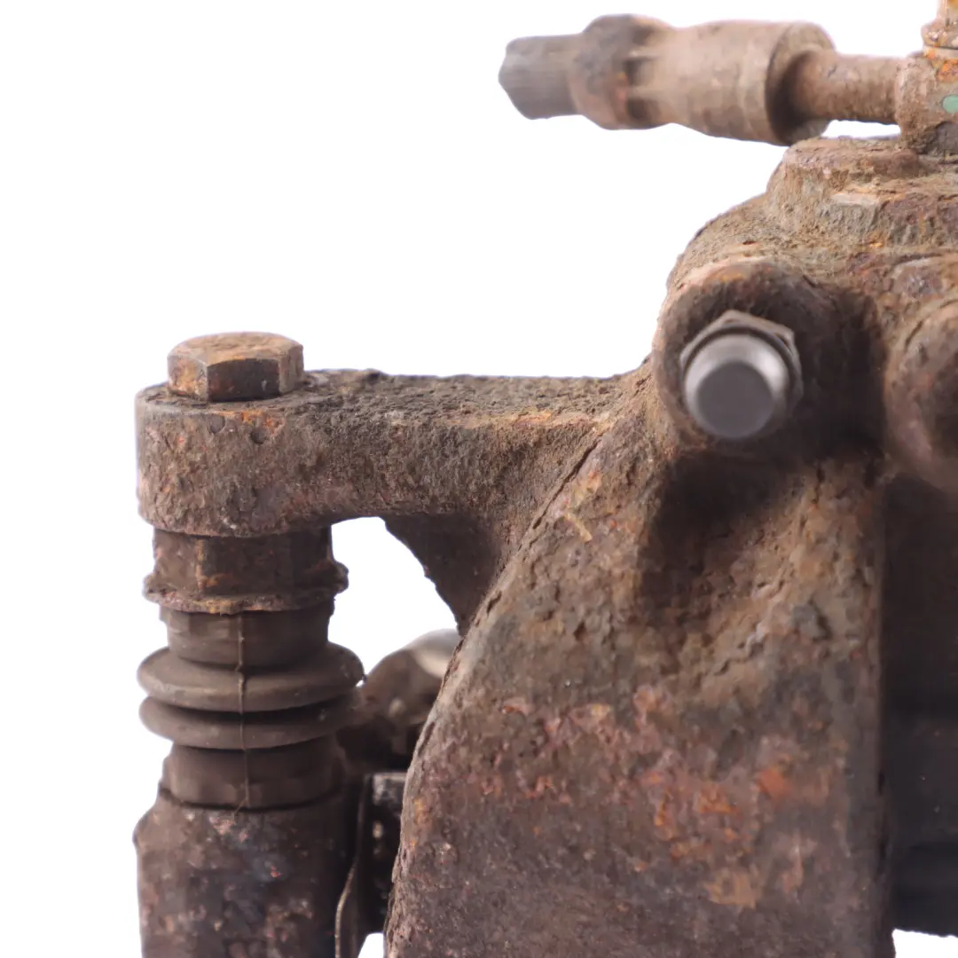 Front Axle Brake Caliper Housing Bracket Right O/S AY11-2B294-BD to Ford B-Max with Part number 1858142 Ford B-Max Front Axle Brake Caliper Housing Bracket Right O/S AY11-2B294-BD - SKU 1858142 - Part number 1858142