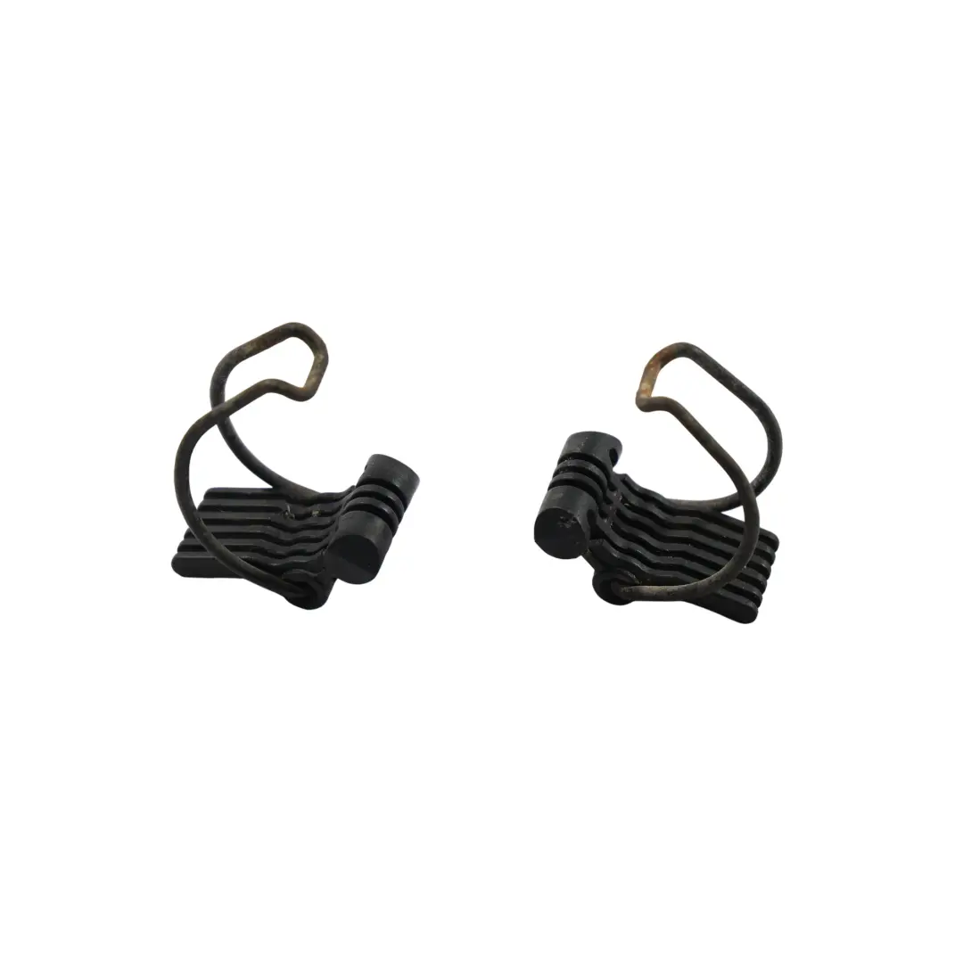 Clip A Molla Morsetto Filtro Aria Set per Volkswagen Transporter T5 con numero di parte 1H0129797 Volkswagen Transporter T5 Clip A Molla Morsetto Filtro Aria Set - SKU 1H0129797 - Numero di parte 1H0129797