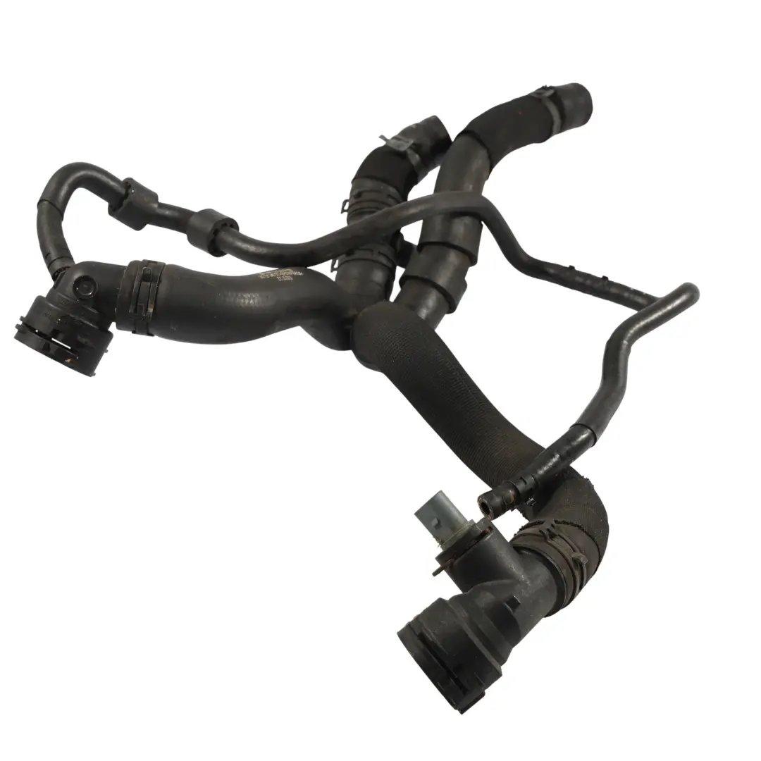 Wasser Kühlmittel Schlauchleitung 1.4 TFSI CAXC für Audi A3 8P mit Teilenummer 1K0121049CH Audi A3 8P Wasser Kühlmittel Schlauchleitung 1.4 TFSI CAXC - SKU 1K0121049CH - Teilenummer 1K0121049CH