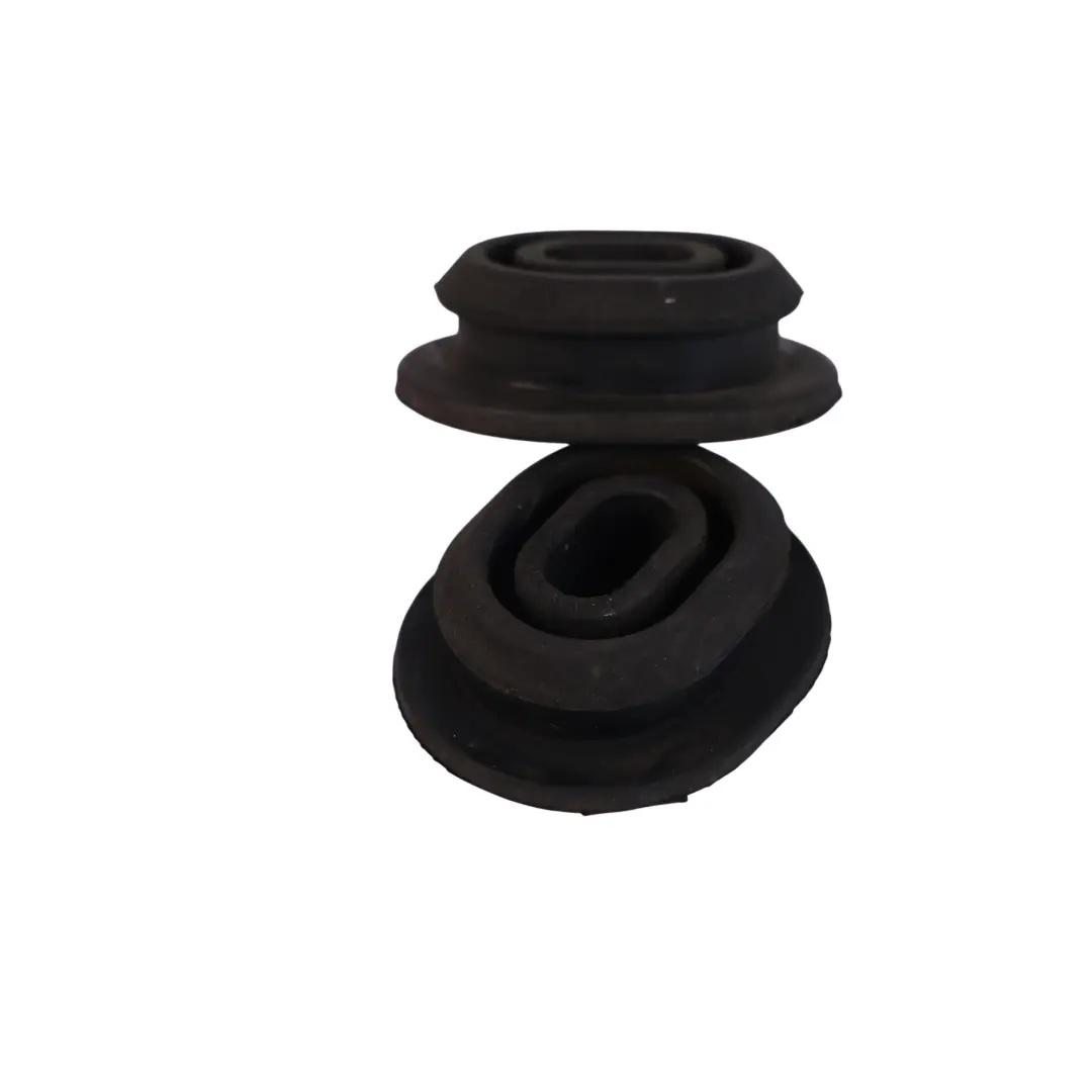 Gumowe Uchwyty Chłodnicy Zestaw X2 do Volkswagen Audi Seat Skoda o numerze 1K0121367F Volkswagen Audi Seat Skoda Gumowe Uchwyty Chłodnicy Zestaw X2 - SKU 1K0121367F - Numer Części 1K0121367F