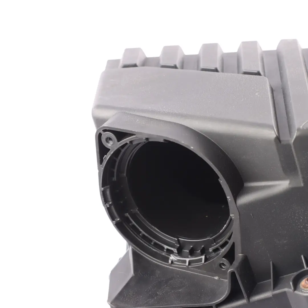 Filter Box Covering Housing Cover to Audi A3 8P VW Passat CC Air with Part number 1K0129607 Audi A3 8P VW Passat CC Air Filter Box Covering Housing Cover - SKU 1K0129607 - Part number 1K0129607