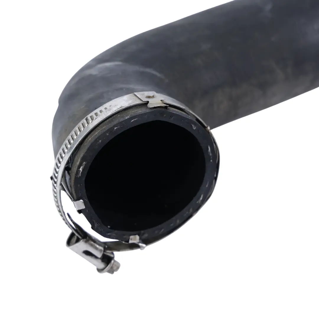 Ladeluftrohr Schlauch Links für Audi A3 8P 2.0 TDI Cabrio mit Teilenummer 1K0145832AH Audi A3 8P 2.0 TDI Cabrio Ladeluftrohr Schlauch Links - SKU 1K0145832AH - Teilenummer 1K0145832AH