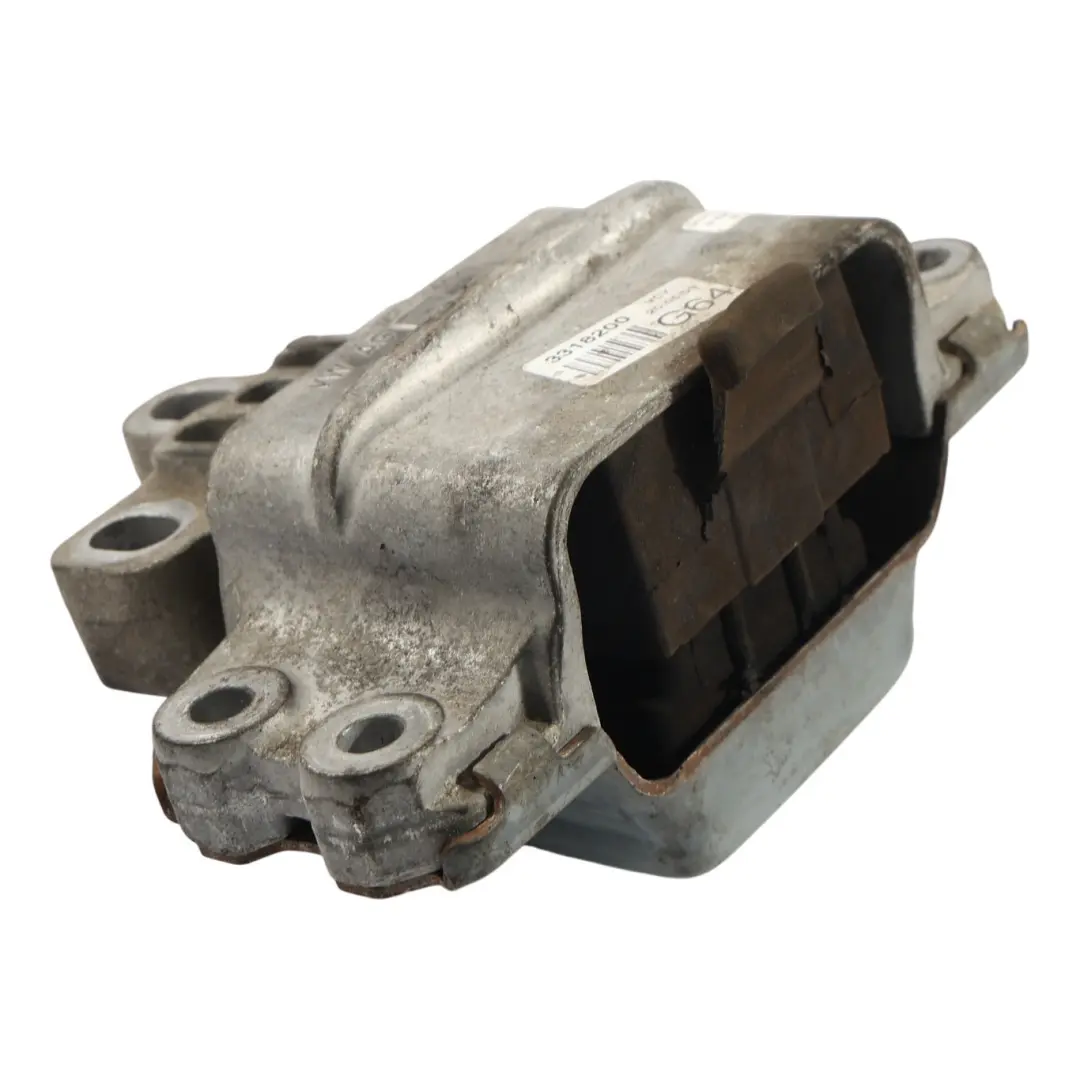 Mk3 Poduszka Łapa Mocowanie Silnika Lewo do VW Volkswagen Scirocco o numerze 1K0199555AQ VW Volkswagen Scirocco Mk3 Poduszka Łapa Mocowanie Silnika Lewo - SKU 1K0199555AQ - Numer Części 1K0199555AQ