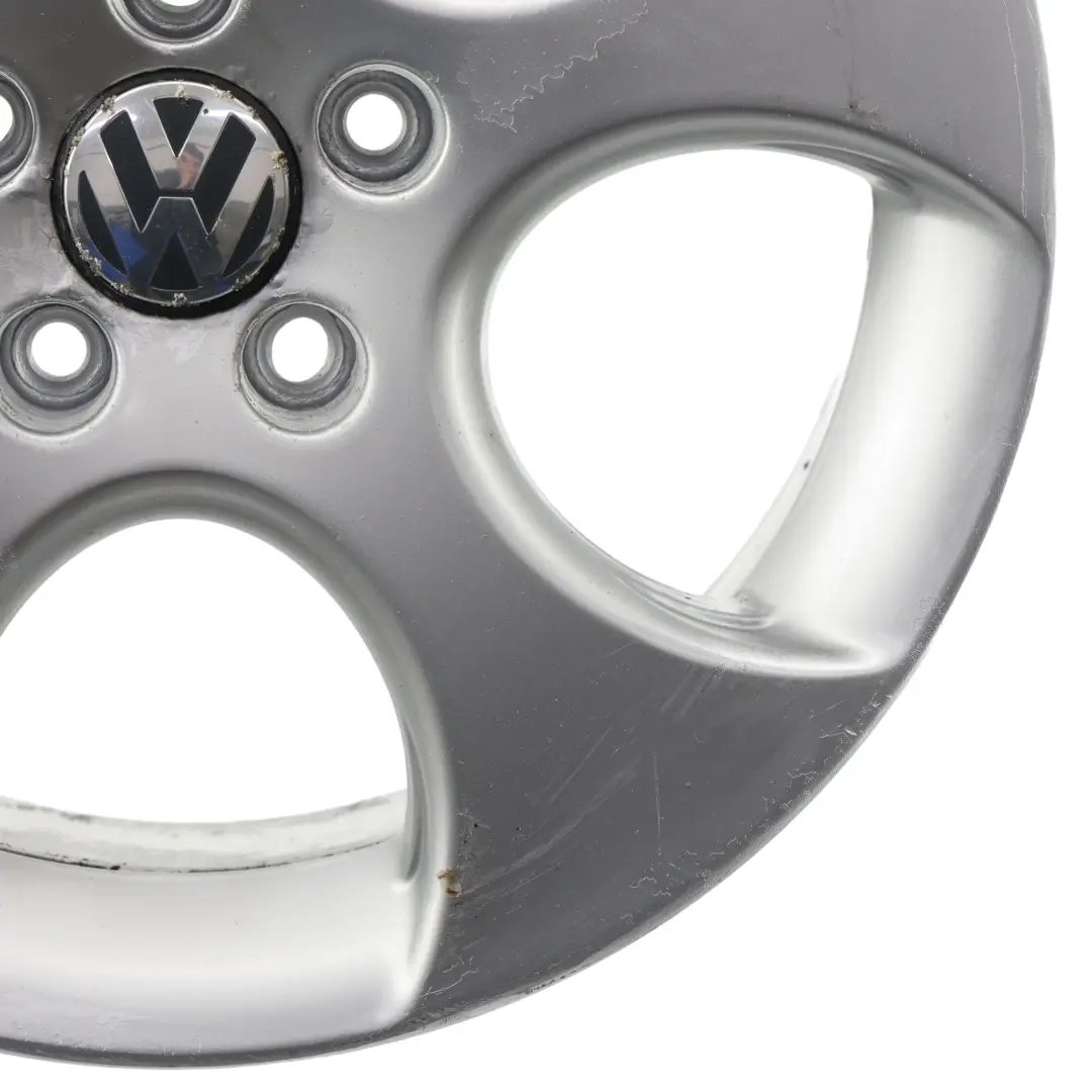 Mk5 GTI Srebrna Felga Aluminiowa 17" ET:51 7.5J do Volkswagen Golf o numerze 1K0601025AC Volkswagen Golf Mk5 GTI Srebrna Felga Aluminiowa 17" ET:51 7.5J - SKU 1K0601025AC-1 - Numer Części 1K0601025AC