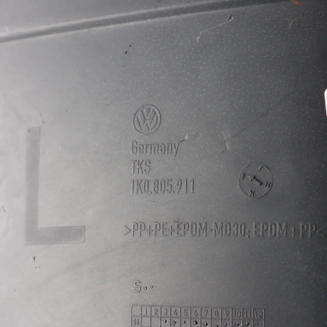 1K R32 Wheel Arch Liner Housing Fender Front Left N/S to Volkswagen Golf with Part number 1K0805911L Volkswagen Golf 1K R32 Wheel Arch Liner Housing Fender Front Left N/S - SKU 1K0805911L - Part number 1K0805911L