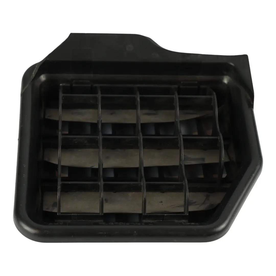 Volkswagen Golf Mk6 Scirocco Mk3 Grille D'Aération Carrosserie Droite - SKU 1K0819466B - Numéro de pièce 1K0819466B