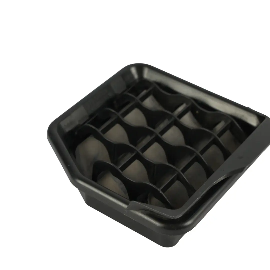 Mk6 Scirocco Mk3 Rejilla De Ventilación Derecha para Volkswagen Golf con número de pieza 1K0819466B Volkswagen Golf Mk6 Scirocco Mk3 Rejilla De Ventilación Derecha - SKU 1K0819466B - Número de pieza 1K0819466B