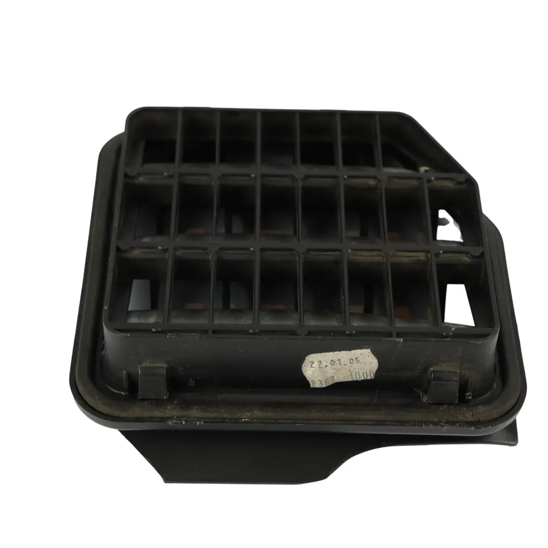 Mk6 Scirocco Mk3 Kratka Wentylacyjna Prawa do Volkswagen Golf o numerze 1K0819466B Volkswagen Golf Mk6 Scirocco Mk3 Kratka Wentylacyjna Prawa - SKU 1K0819466B - Numer Części 1K0819466B