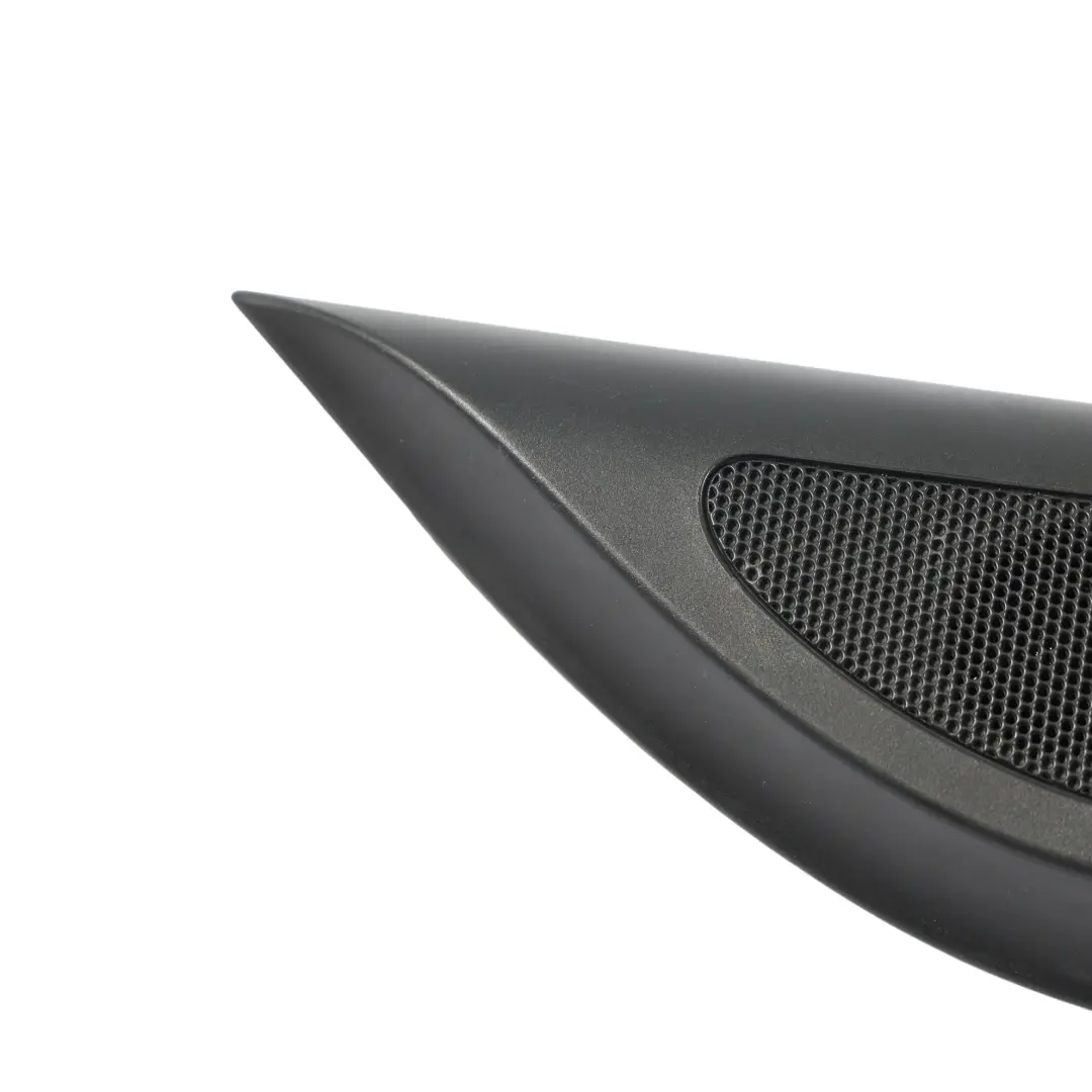 Mk5 Tweeter Altavoz Triángulo Cubierta Delantera Derecha para VW Golf con número de pieza 1K0837974M VW Golf Mk5 Tweeter Altavoz Triángulo Cubierta Delantera Derecha - SKU 1K0837974M - Número de pieza 1K0837974M