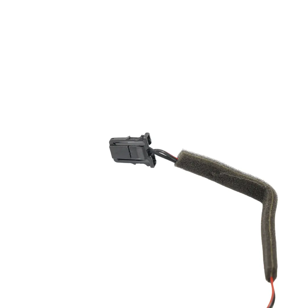 VW Golf Mk5 Cache Triangulaire Haut-Parleur Aigus Avant Droit - SKU 1K0837974M - Numéro de pièce 1K0837974M