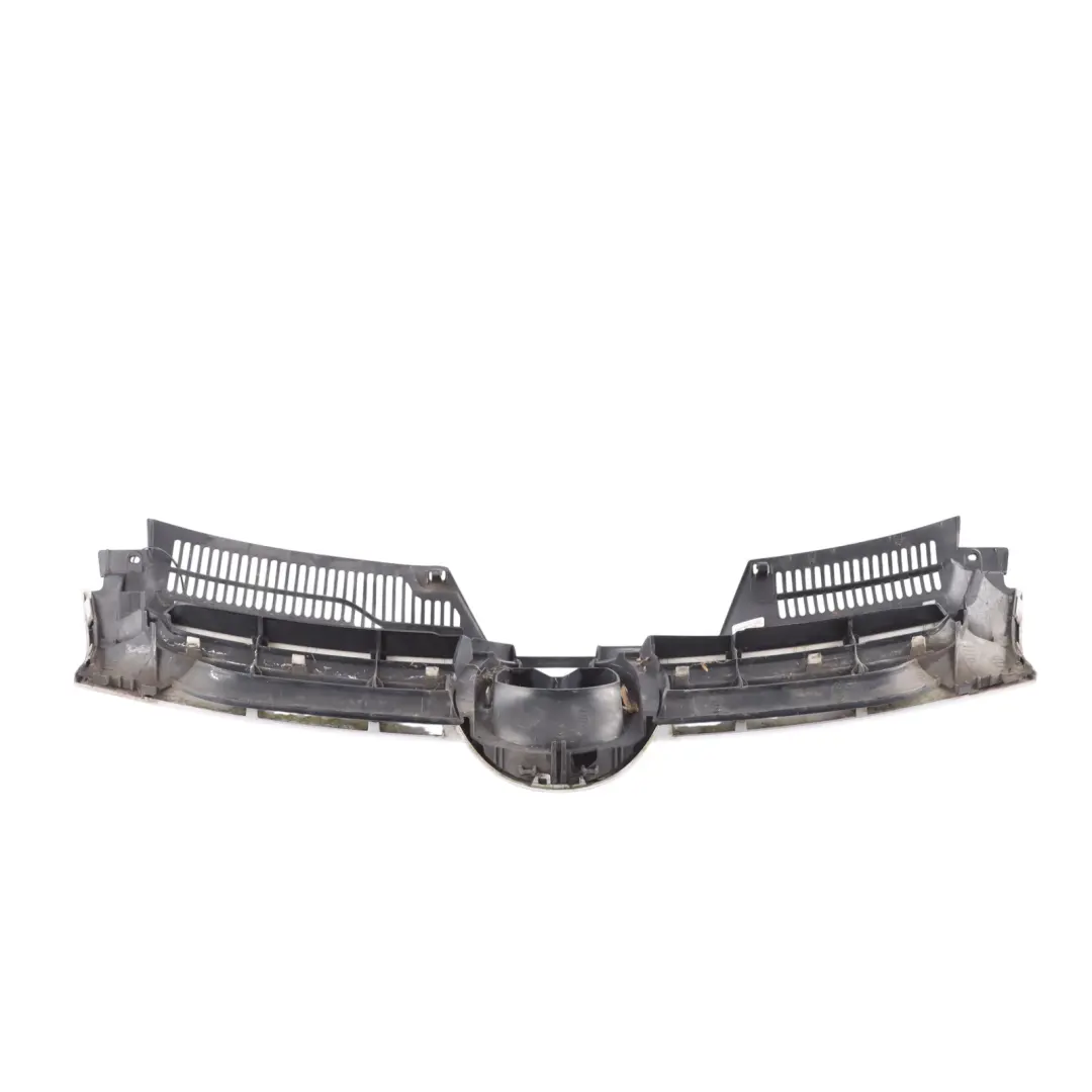 1K Bumper Grille Panel Front Centre Emblem Reflex Silver - A7W to Volkswagen Golf with Part number 1K0853651A Volkswagen Golf 1K Bumper Grille Panel Front Centre Emblem Reflex Silver - A7W - SKU 1K0853651A-RES - Part number 1K0853651A
