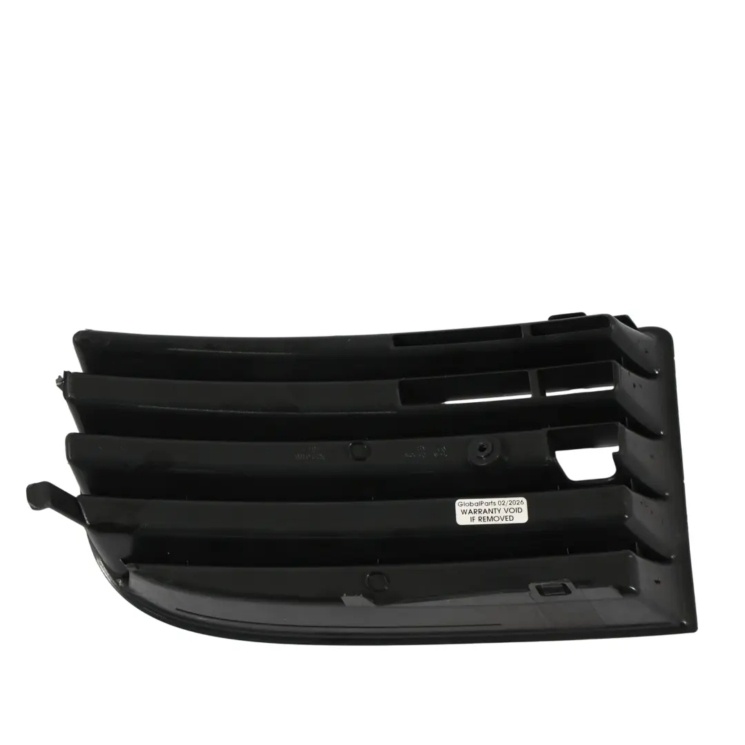 Mk5 Osłona Światła Kratka Zderzaka Przód Prawa do VW Volkswagen Golf o numerze 1K0853666 VW Volkswagen Golf Mk5 Osłona Światła Kratka Zderzaka Przód Prawa - SKU 1K0853666 - Numer Części 1K0853666