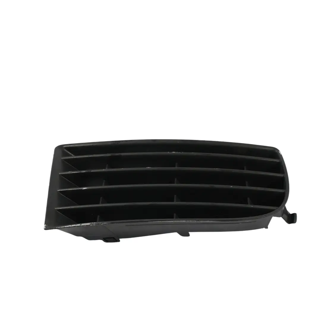 Mk5 Cache Feu Antibrouillard Avant Droit pour VW Volkswagen Golf à propos du numéro de pièce 1K0853666 VW Volkswagen Golf Mk5 Cache Feu Antibrouillard Avant Droit - SKU 1K0853666 - Numéro de pièce 1K0853666