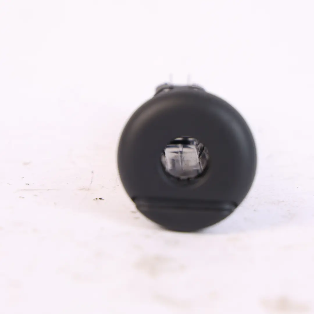 Mk3 Skoda Octavia 5E Guida Poggiatesta Sedili Anteriori per VW Scirocco con numero di parte 1K0881920AD VW Scirocco Mk3 Skoda Octavia 5E Guida Poggiatesta Sedili Anteriori - SKU 1K0881920AD - Numero di parte 1K0881920AD