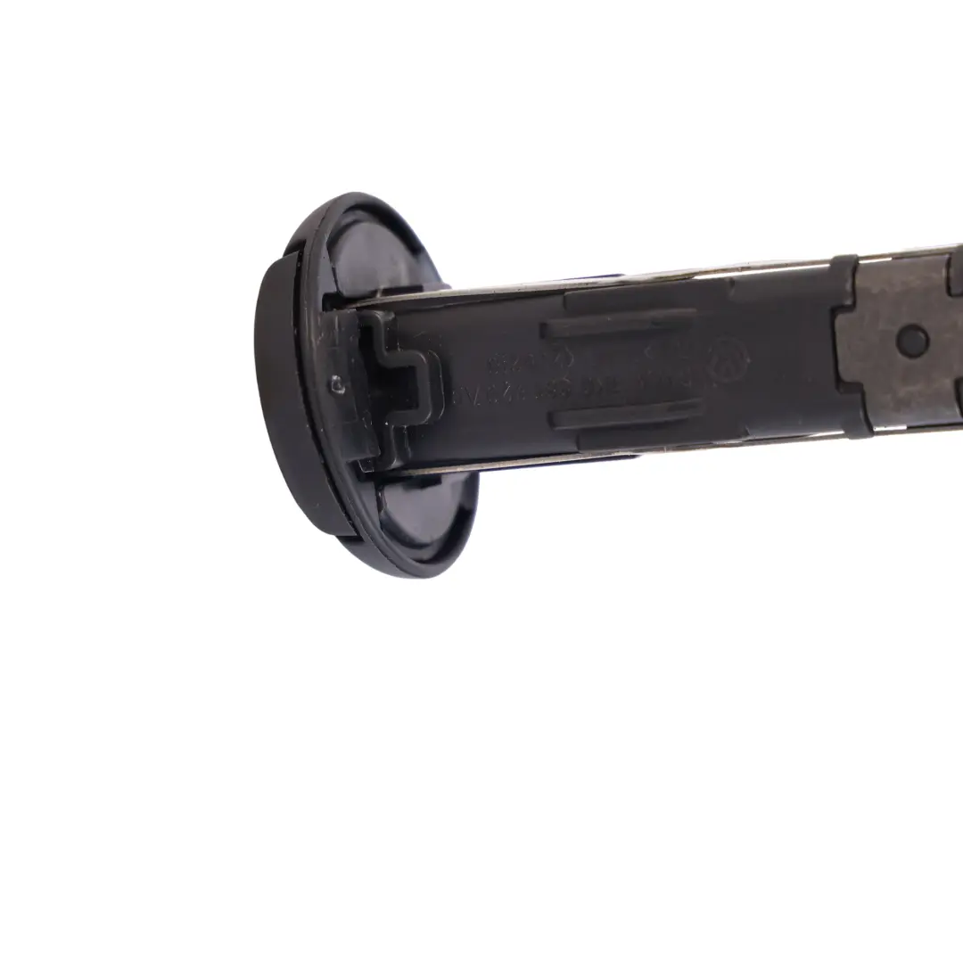 Mk3 Skoda Octavia 5E Vordersitz Kopfstützenführung für VW Scirocco mit Teilenummer 1K0881920AD VW Scirocco Mk3 Skoda Octavia 5E Vordersitz Kopfstützenführung - SKU 1K0881920AD - Teilenummer 1K0881920AD