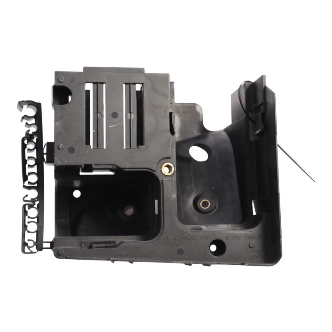 Supporto Scatola Fusibili Relè per Audi A3 Q3 8U con numero di parte 1K0907361B Audi A3 Q3 8U Supporto Scatola Fusibili Relè - SKU 1K0907361B - Numero di parte 1K0907361B