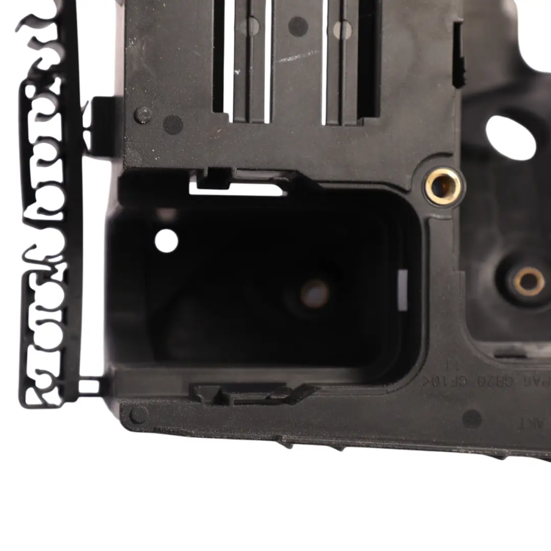 Audi A3 Q3 8U Supporto Scatola Fusibili Relè - SKU 1K0907361B - Numero di parte 1K0907361B