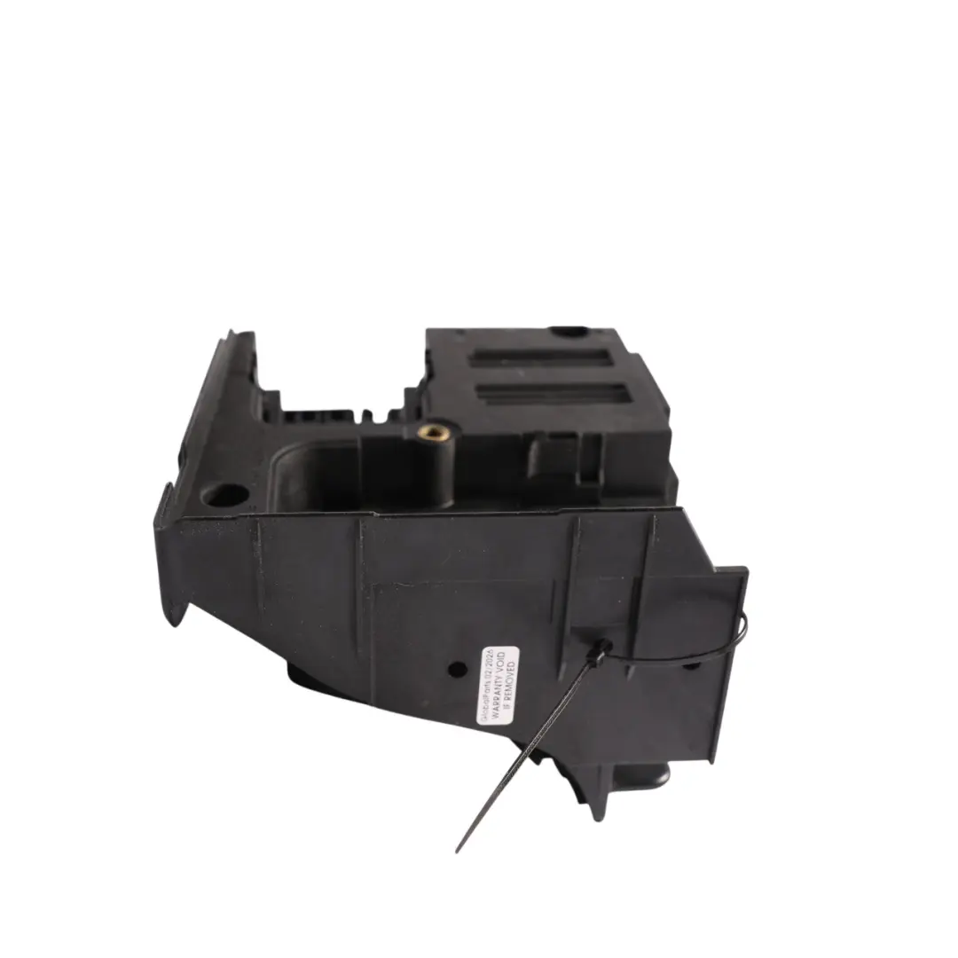 Supporto Scatola Fusibili Relè per Audi A3 Q3 8U con numero di parte 1K0907361B Audi A3 Q3 8U Supporto Scatola Fusibili Relè - SKU 1K0907361B - Numero di parte 1K0907361B