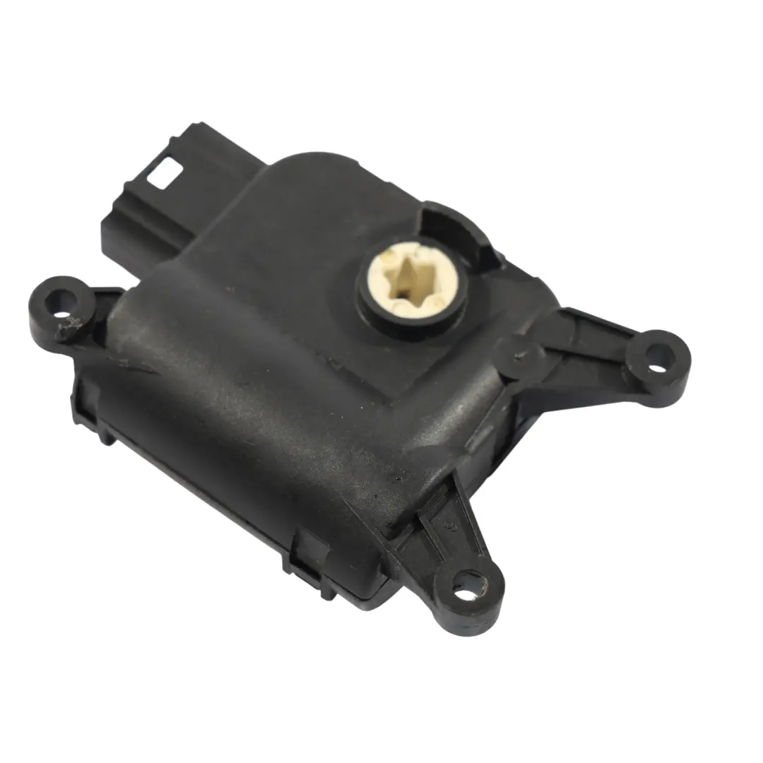 Calefacción Flap Posicionamiento Motor Actuador para Audi A3 8P TT 8J con número de pieza 1K0907511D Audi A3 8P TT 8J Calefacción Flap Posicionamiento Motor Actuador - SKU 1K0907511D - Número de pieza 1K0907511D