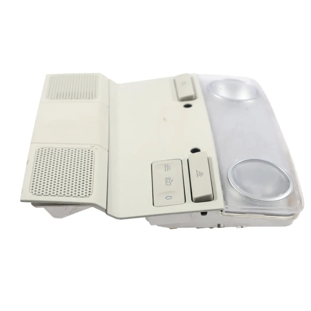 Panel Lampka Podsufitki Oświetlenie Kabiny do Volkswagen Passat CC o numerze 1K0947105 Volkswagen Passat CC Panel Lampka Podsufitki Oświetlenie Kabiny - SKU 1K0947105 - Numer Części 1K0947105