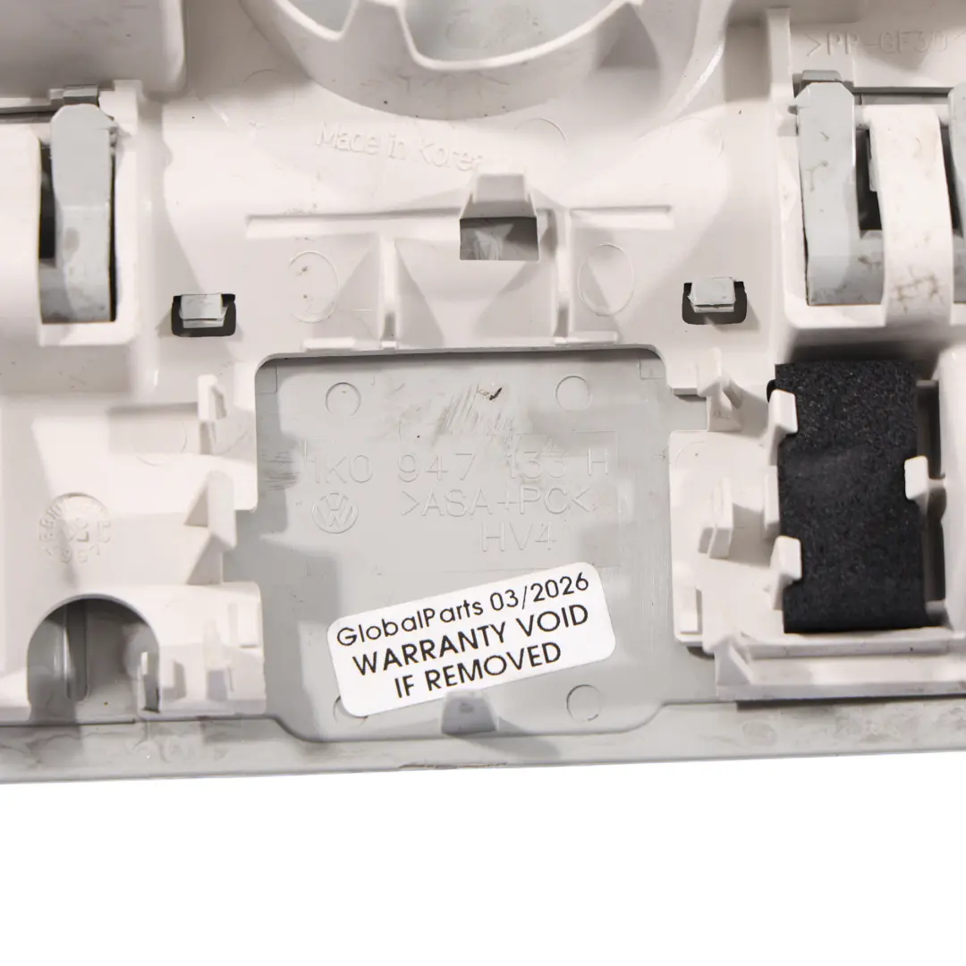 Plafoniera Luce Lettura Interna Tetto per Volkswagen Passat CC con numero di parte 1K0947105 Volkswagen Passat CC Plafoniera Luce Lettura Interna Tetto - SKU 1K0947105 - Numero di parte 1K0947105