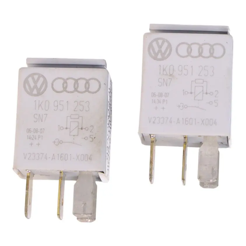 Relè 449 12V 30A Modulo Unità 4 Pin X2 per VW Volkswagen Audi Seat con numero di parte 1K0951253 VW Volkswagen Audi Seat Relè 449 12V 30A Modulo Unità 4 Pin X2 - SKU 1K0951253-2 - Numero di parte 1K0951253