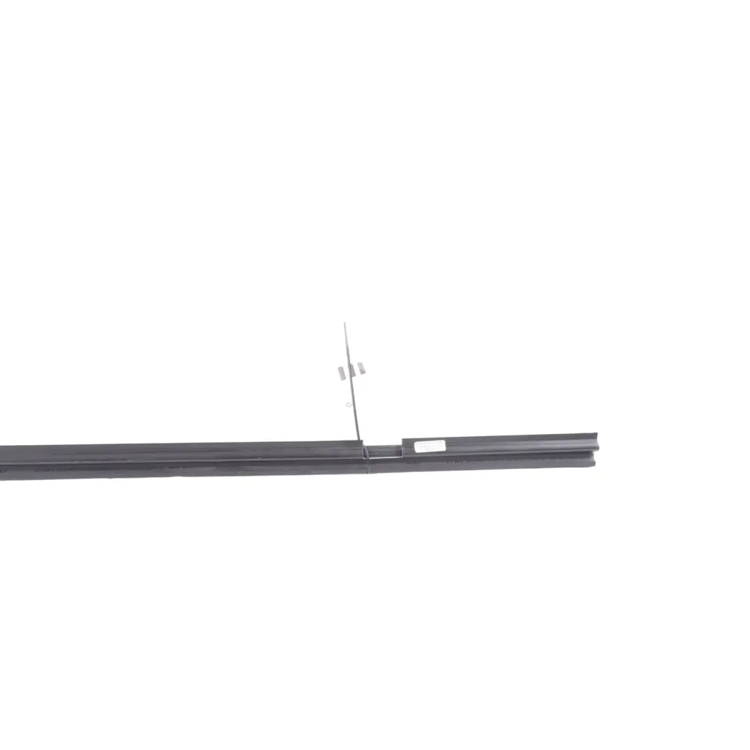 Volkswagen Golf MK5 1K 3D Joint Étanchéité Vitre Avant Gauche - SKU 1K3837471D - Numéro de pièce 1K3837471D