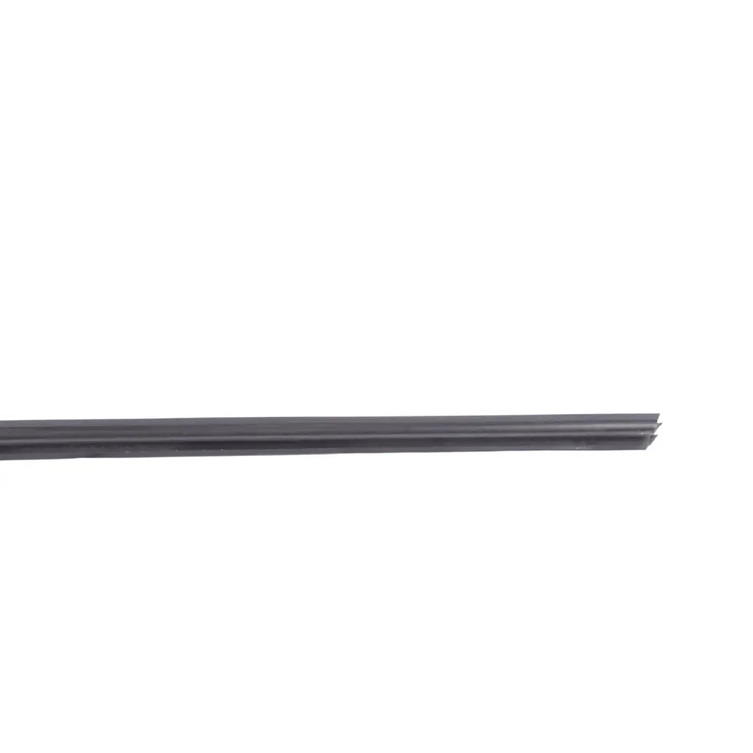 Volkswagen Golf Mk5 1K 3D Fensterdichtung Innen Vorne Rechts - SKU 1K3837472D - Teilenummer 1K3837472D