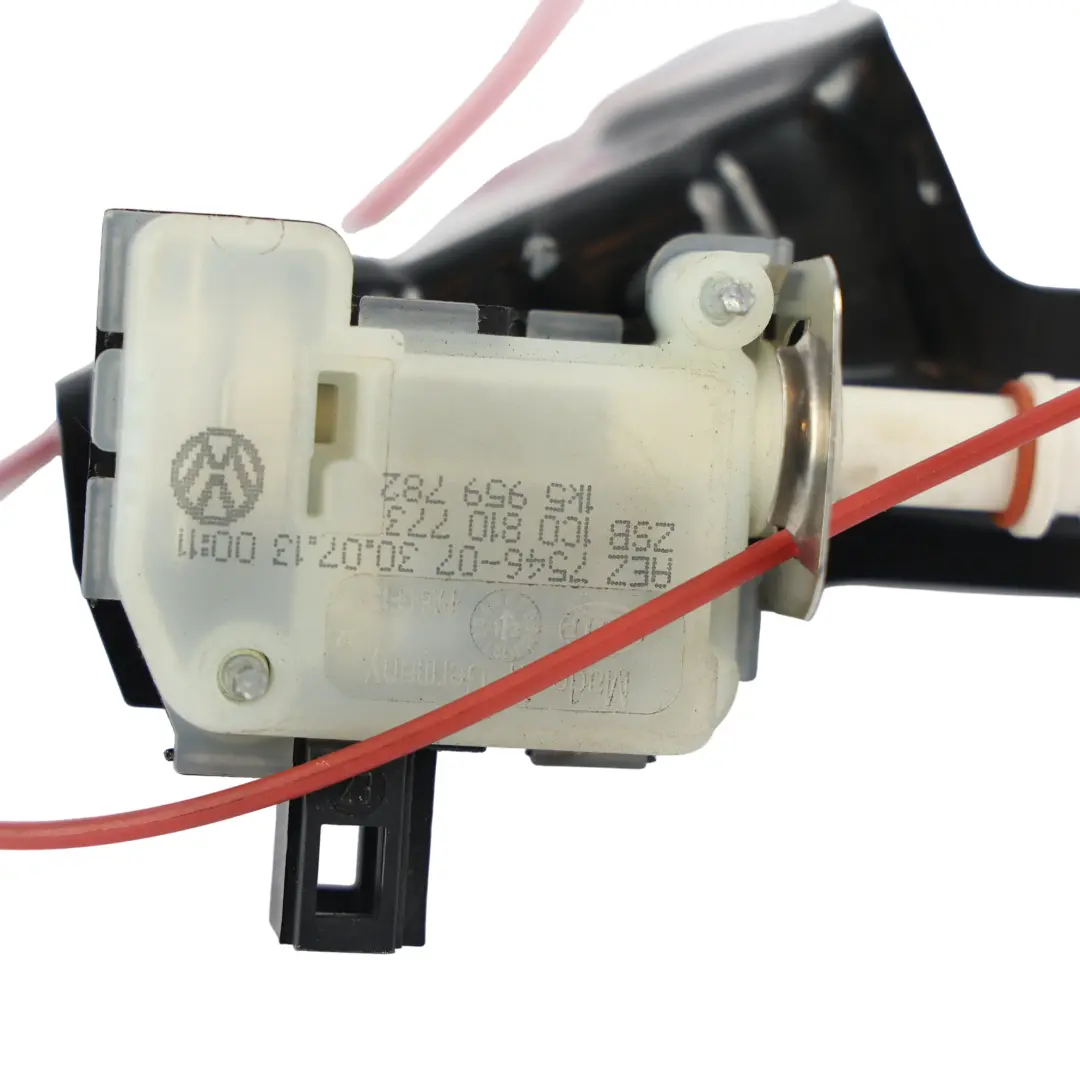 Actuador Tapa Combustible Con Soporte para Porsche Cayenne 9PA con número de pieza 1K5959782 Porsche Cayenne 9PA Actuador Tapa Combustible Con Soporte - SKU 1K5959782-1 - Número de pieza 1K5959782