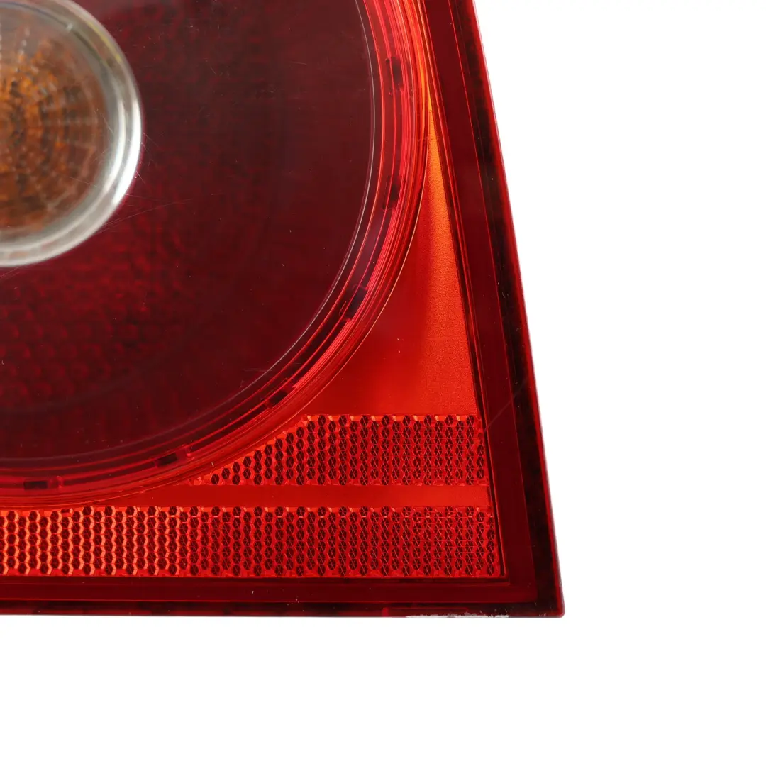 Mk5 V Heckleuchte Rücklicht Seitenteil Links für Volkswagen Golf mit Teilenummer 1K6945095AA Volkswagen Golf Mk5 V Heckleuchte Rücklicht Seitenteil Links - SKU 1K6945095AA - Teilenummer 1K6945095AA