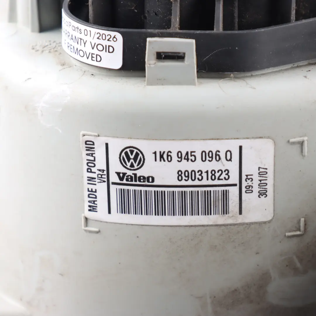 Volkswagen Golf Mk5 1K Tail Light Outer Lamp Rear Right O/S - SKU 1K6945096Q - Part number 1K6945096Q