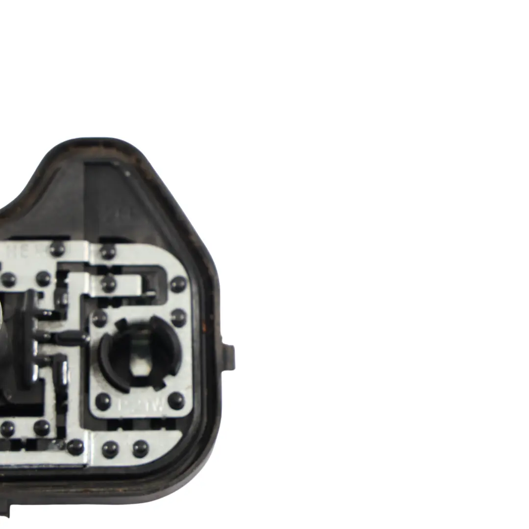 VW Golf Mk5 Tapa Maletero Trasero Portón Trasero Luz Enchufe Izquierda - SKU 1K6945257 - Número de pieza 1K6945257