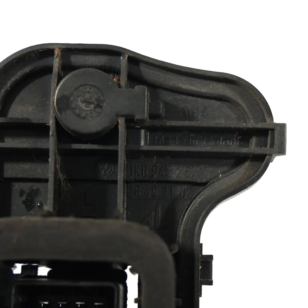 Mk5 Douille Support D'Ampoule Feu Arrière Gauche Hayon Arrière pour VW Golf à propos du numéro de pièce 1K6945257 VW Golf Mk5 Douille Support D'Ampoule Feu Arrière Gauche Hayon Arrière - SKU 1K6945257 - Numéro de pièce 1K6945257