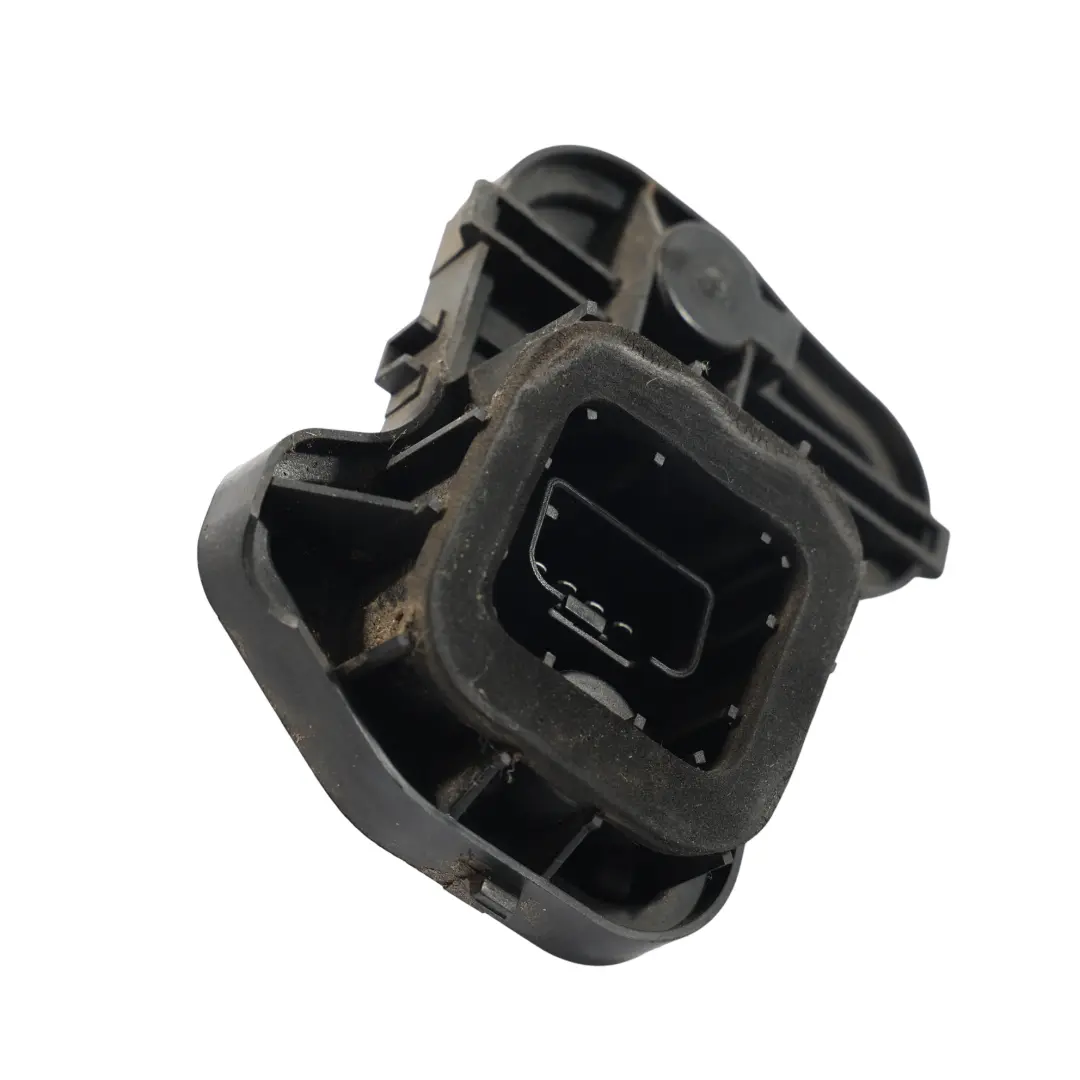 VW Golf Mk5 Rear Boot Lid Tailgate Light Bulb Holder Socket Left N/S - SKU 1K6945257 - Part number 1K6945257