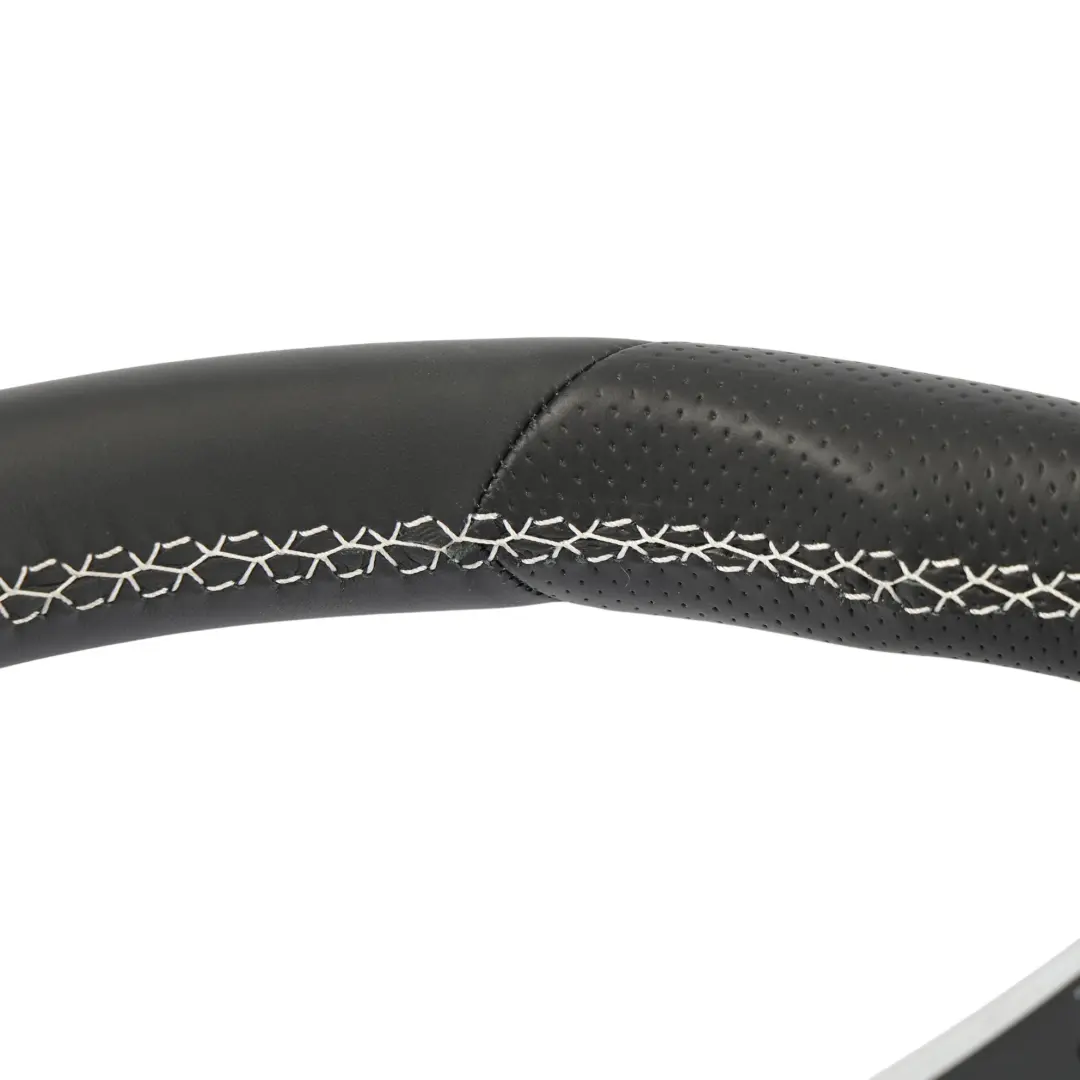 NUOVO Pelle Nera Fondo Piatto per Volkswagen Scirocco Volante con numero di parte 1K8419091AG Volkswagen Scirocco Volante NUOVO Pelle Nera Fondo Piatto - SKU 1K8419091AG-1 - Numero di parte 1K8419091AG