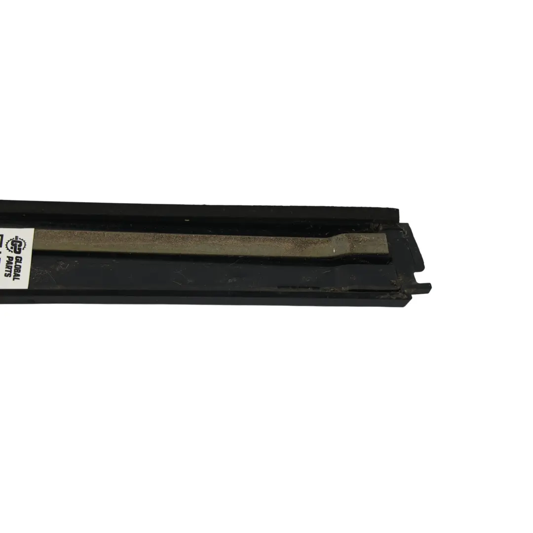 Volkswagen Scirocco MK3 Spoiler Portellone Trim Posteriore Sinistro - SKU 1K8805945G - Numero di parte 1K8805945G