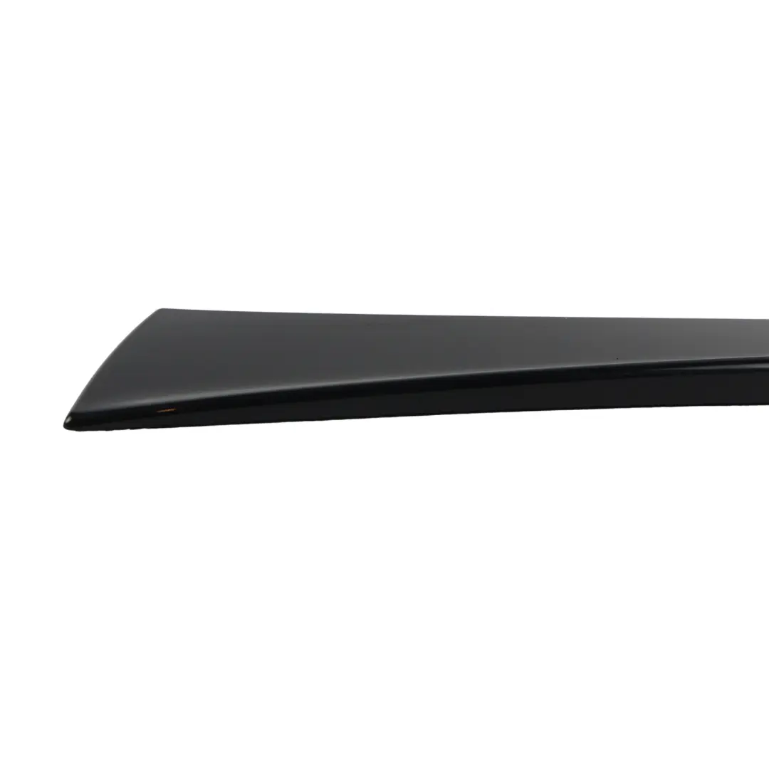 MK3 Spoiler Portellone Trim Posteriore Sinistro per Volkswagen Scirocco con numero di parte 1K8805945G Volkswagen Scirocco MK3 Spoiler Portellone Trim Posteriore Sinistro - SKU 1K8805945G - Numero di parte 1K8805945G