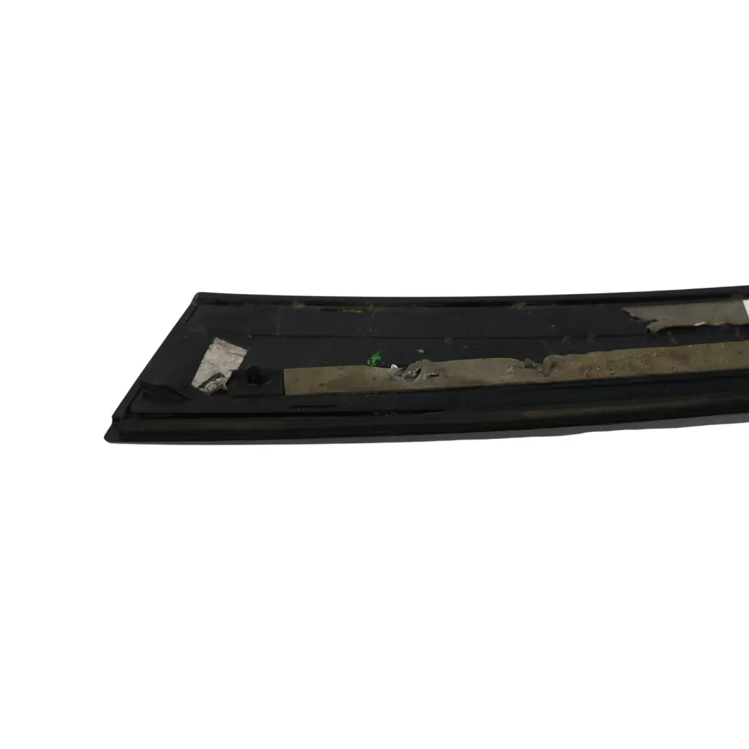 MK3 Spoiler Portellone Posteriore Destro per Volkswagen Scirocco con numero di parte 1K8805946G Volkswagen Scirocco MK3 Spoiler Portellone Posteriore Destro - SKU 1K8805946G - Numero di parte 1K8805946G