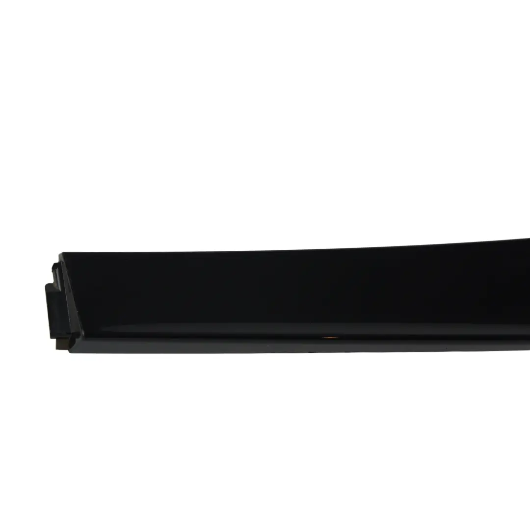 MK3 Spoiler Portellone Posteriore Destro per Volkswagen Scirocco con numero di parte 1K8805946G Volkswagen Scirocco MK3 Spoiler Portellone Posteriore Destro - SKU 1K8805946G - Numero di parte 1K8805946G